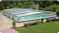 Abri piscine bas
